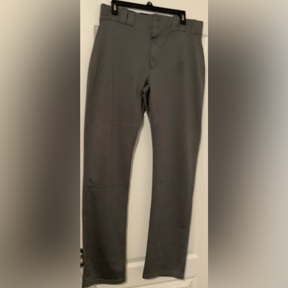 Mens size large Under Armour baseball pants.